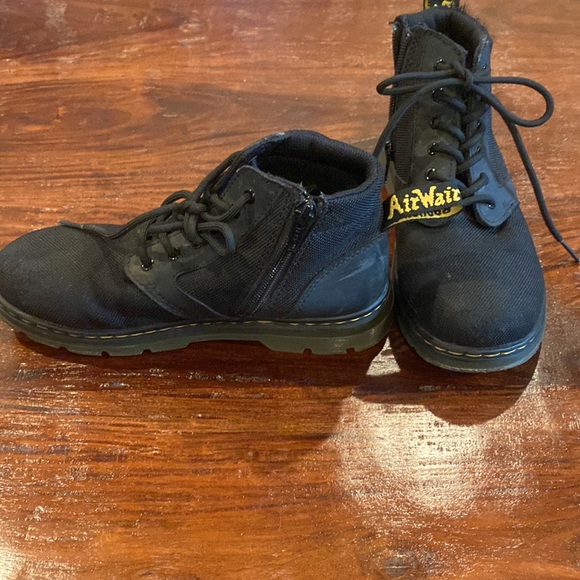 Doc Marten boots in good condition - Picture 2 of 4